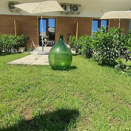 Maison Ligea Bed & Breakfast 4*