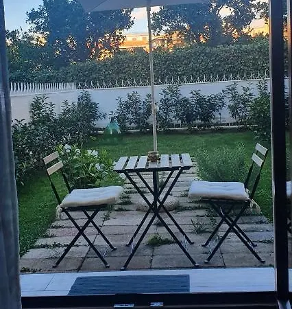 Maison Ligea فندق مبيت وإفطار