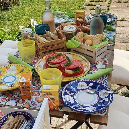 فندق مبيت وإفطار Maison Ligea 4*