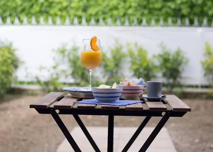 Maison Ligea Bed and Breakfast 4*